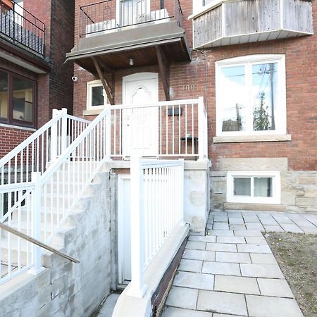 Xiao Wang Bed & Breakfast Toronto Exterior photo